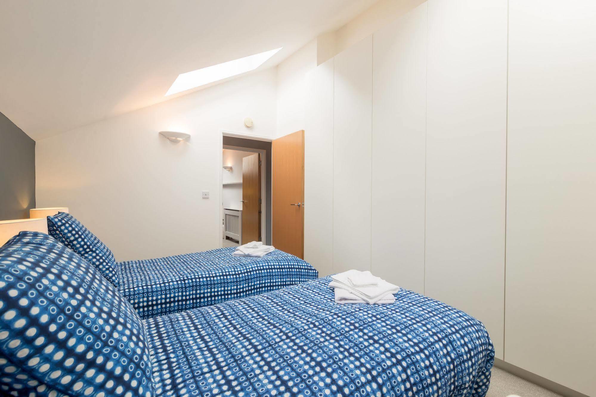 Seagull Lane Serviced Apartment 런던 외부 사진