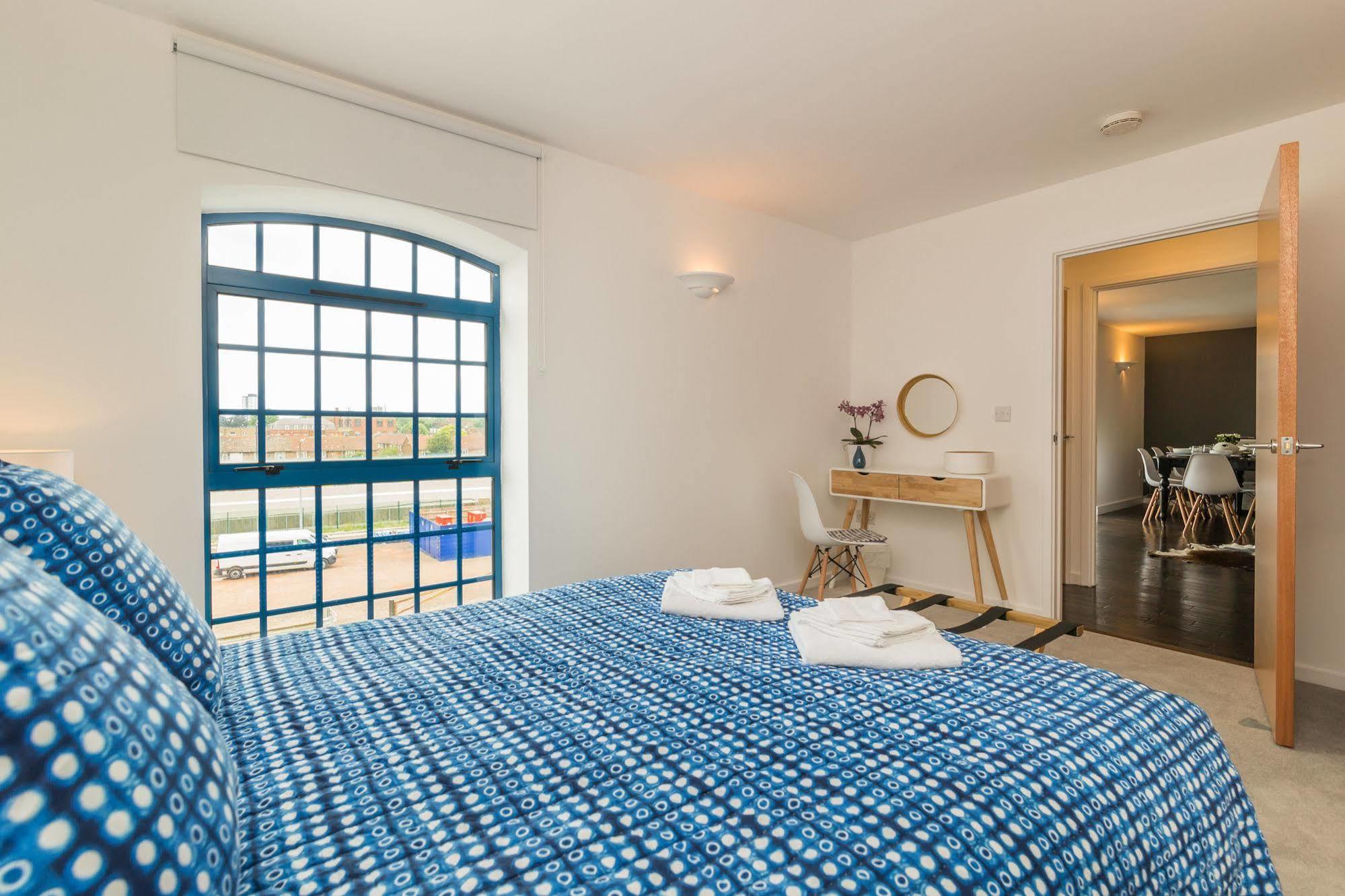 Seagull Lane Serviced Apartment 런던 외부 사진